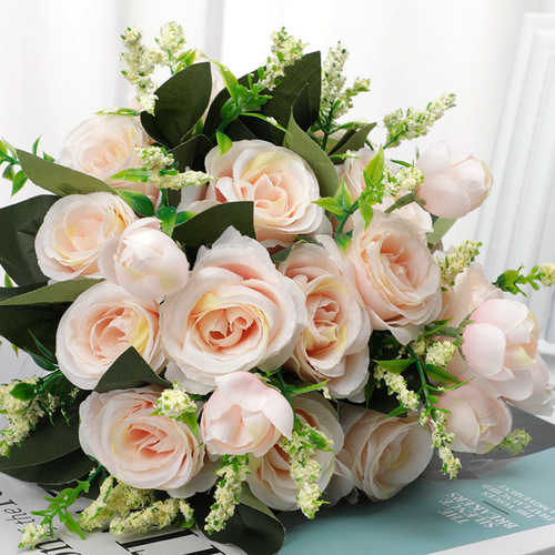 New Western-style simulated flower bouquet wedding bride holding bouquet photo studio photography props forest manufacturer wholesale