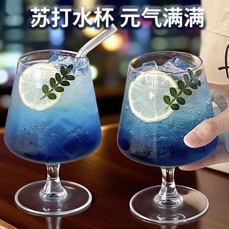 Cocktail glasses, commercial short-stem glasses, soda water glasses, household beverage glasses, trendy restaurant wine glasses, street stall mixing glasses Cocktail glasses, commercial short-stem glasses, soda water glasses, household beverage glasses, trendy restaurant wine glasses, street stall mixing glasses