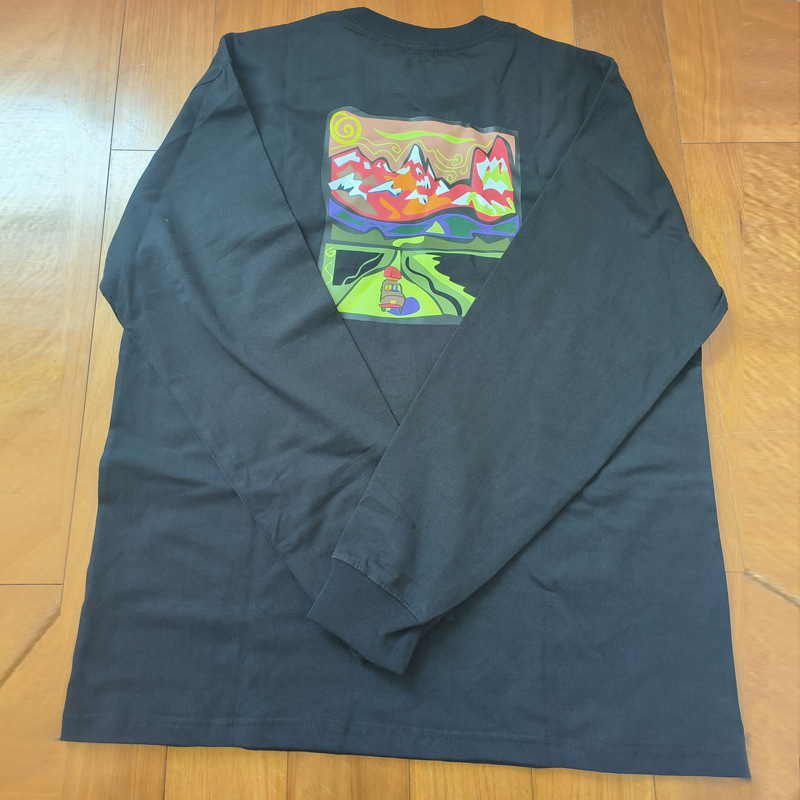 Logotipo de comercio exterior Classic Outdoor Mountain Series Camiseta de manga larga del mismo estilo para hombres y mujeres