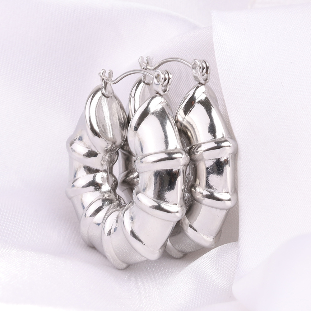 19g Weight Gold Plated Plating Material Earrings Classification 1 Pair Quantity 1 Pair Simple Style Solid Color Plating Titanium Steel Gold Plated Earrings