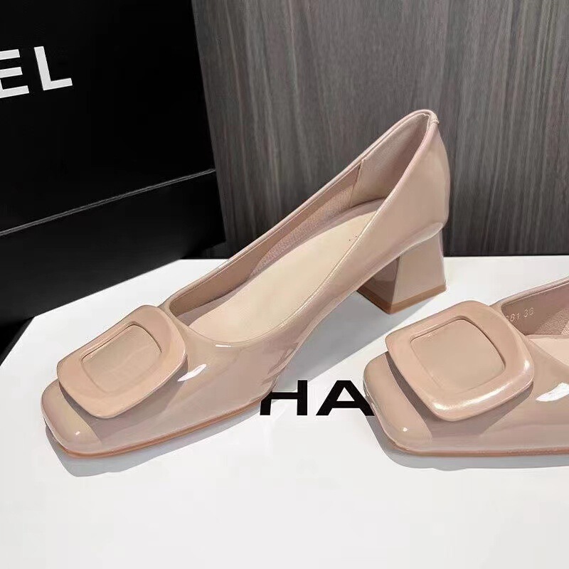 2025 Spring New French Style High Heels Patent Leather Shallow Mouth Gentle Evening Style Matching Dress Chunky Heel Single Shoes Women's Shoes