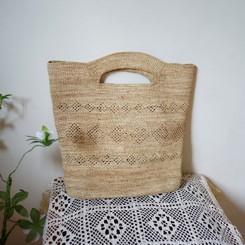 Handmade Rattan Shoulder Bag With Leather Trim For Daily Use_voghion.com