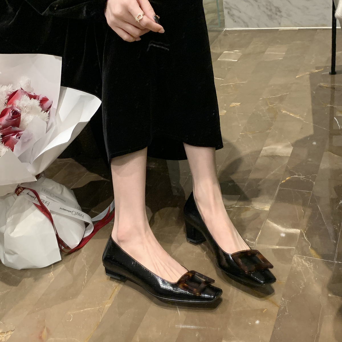 Black patent leather tortoiseshell buckle (2.5) in stock