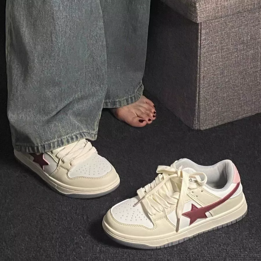 Звездная доска обувь женская летняя 2024 женская обувь американская ретро маленькая белая обувь на толстой подошве спортивная обувь для студентов