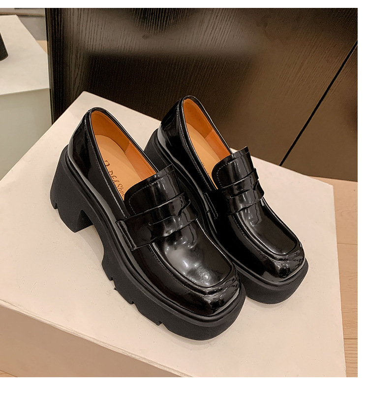 靴 Trois Logo Loafers Numb rombo platform loafers with logo Black | Replay Jeans