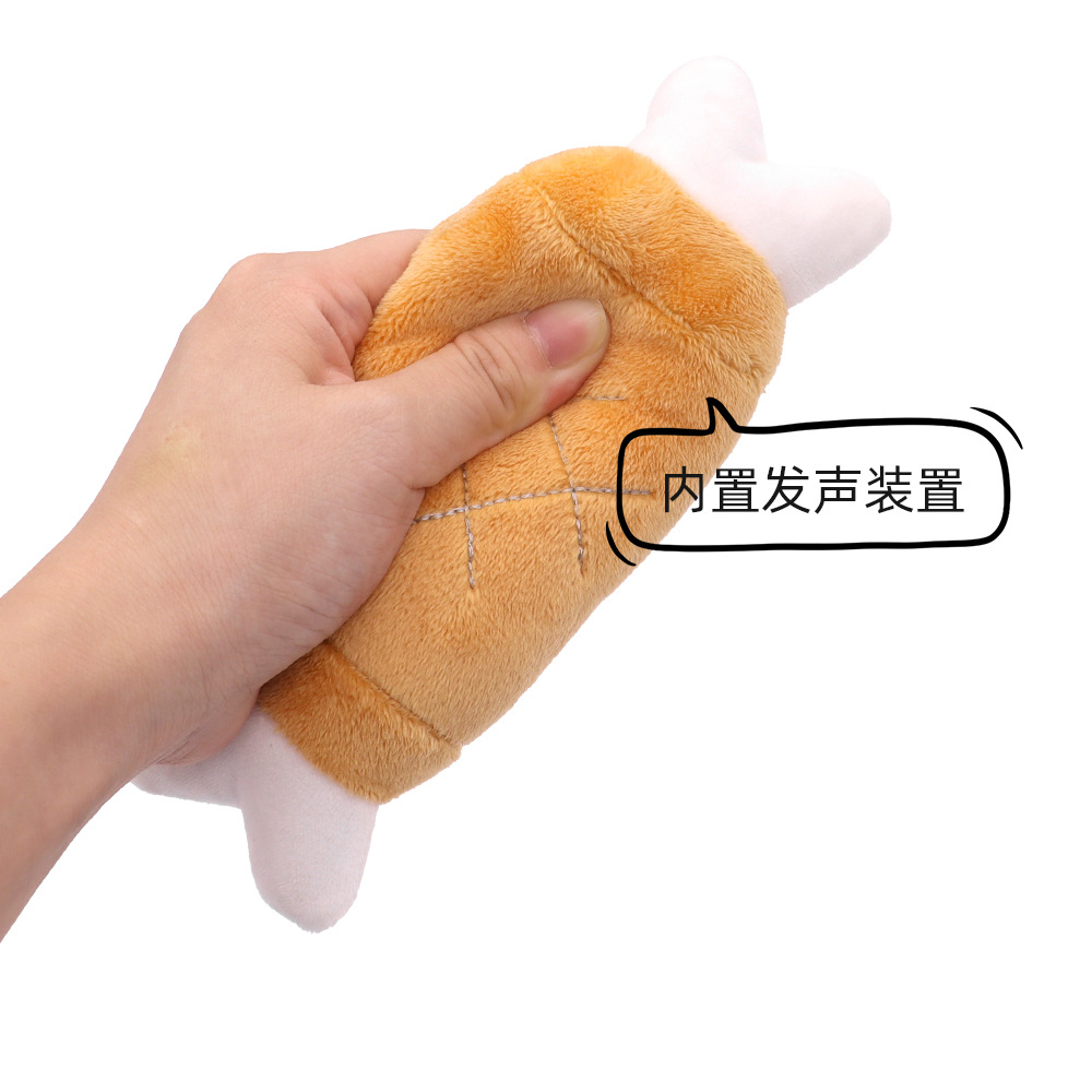 Los juguetes para perros tienen sonido y son resistentes a los molares.