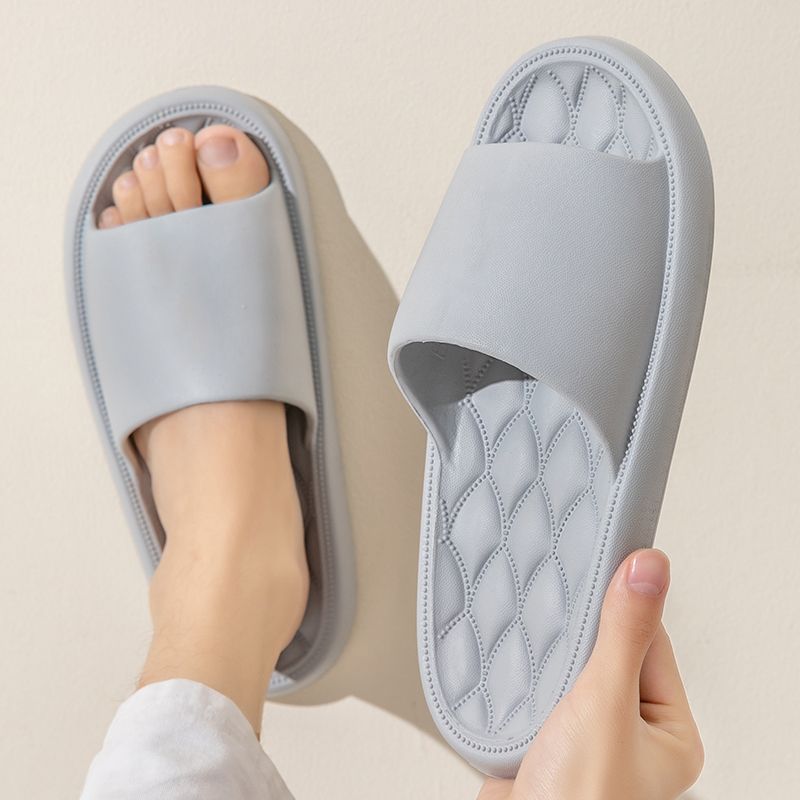 회색