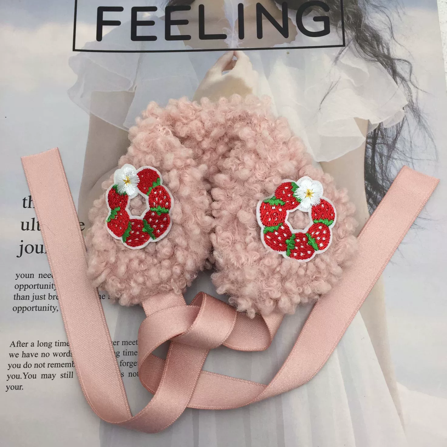 Домашнее животное кошка собака Клубника Плюшевые нагрудник воротник Британский короткий красоты короткий кукольный милый шарф