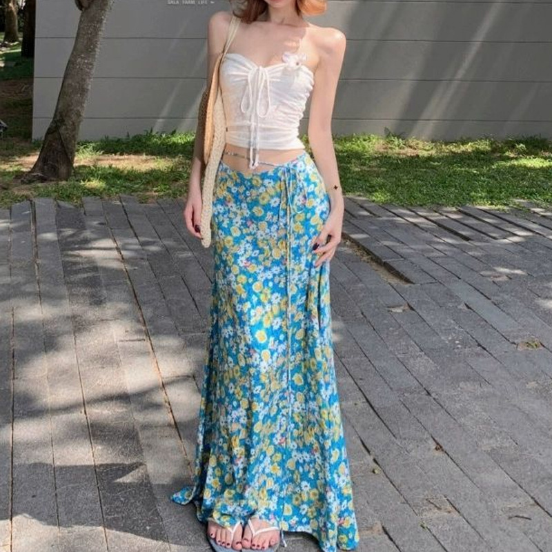 Beach Resort Style Suit French Drawstring Tube Top Top for Women Summer Blue Floral Skirt Two-Piece Set
