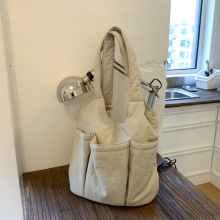 ��ڴ����������ذ�Ů2025�¿��ް�ܛŴҸ�°��r�к��s�ٴ�μ��