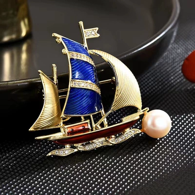 Smooth Sailing Enamel Sail: Yaxa sancaqları