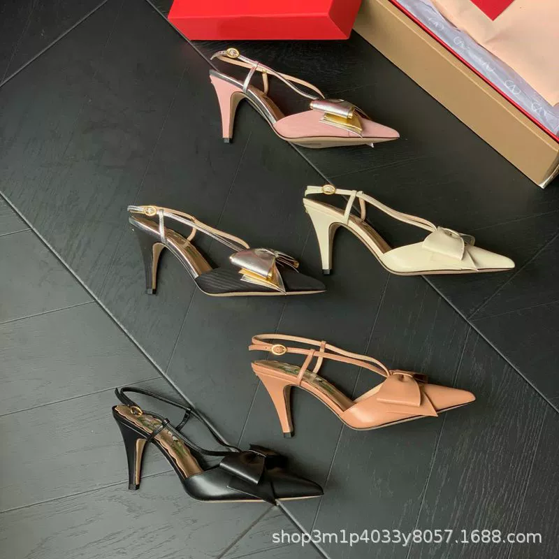 Summer sandals with bow, genuine leather