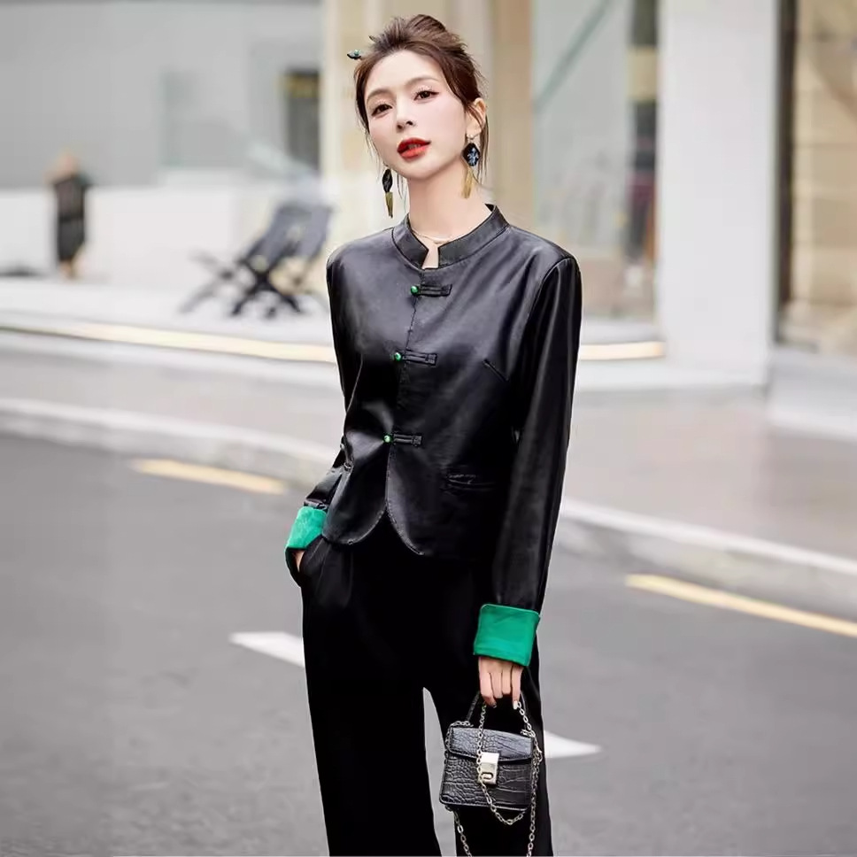 New Chinese Style Chinese Style Leather Coat with Buckle for Women Short Fashion 2024 Spring and Autumn New Women's Tang Clothes