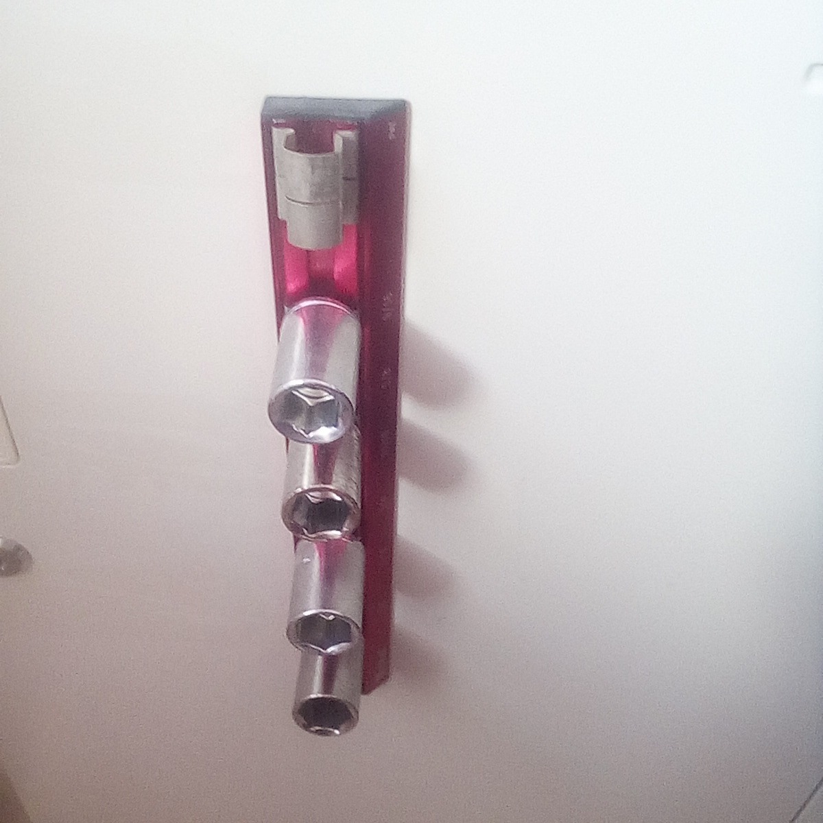 厂家直供出口品质 五金工具磁性套筒架 磁性工具架