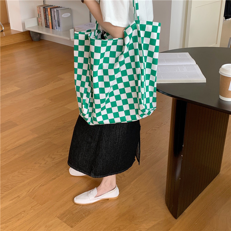 【 In Stock 】18181 checkerboard green checkered canvas bag, school-style commuter single-shoulder bag, retro hand-held tote bag undefined