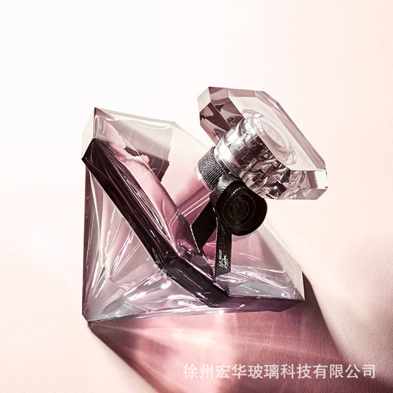 现货批发15卡口玻璃香水瓶小样品创意钻石形状按压喷雾香水分装瓶