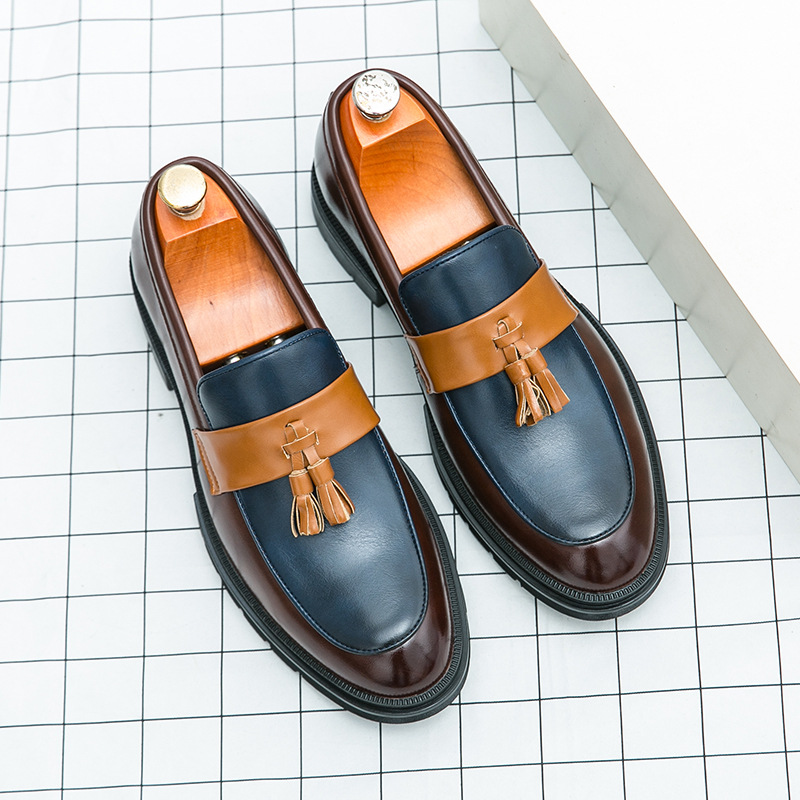 Nuevos zapatos de cuero casuales de moda de negocios zapatos de boda de hombre zapatos de cuero con bordas