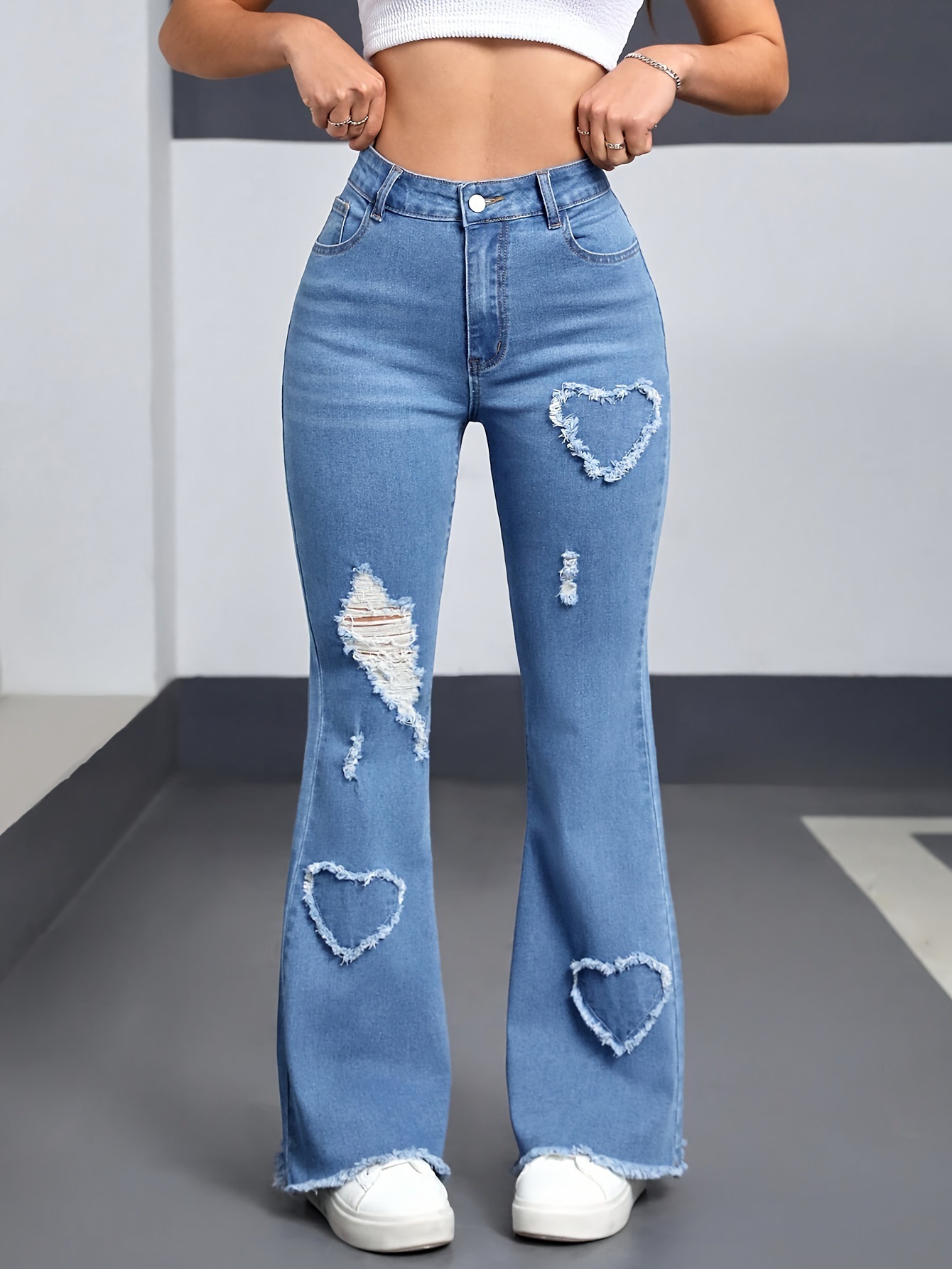 Women's Stretchy Flared Jeans With Heart Embroidery & Distressed Details - High Waist Bell Bottom Pants In Light Blue_mkmklike.com