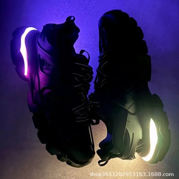 In-Stock 2025 New Paris Dad Sneakers with Light-Up Design Led Sneakers Unisex