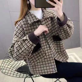加厚小香风格子外套女士2026秋冬短款洋气外穿开衫翻领纽扣夹克衫