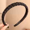 Black stripe dots