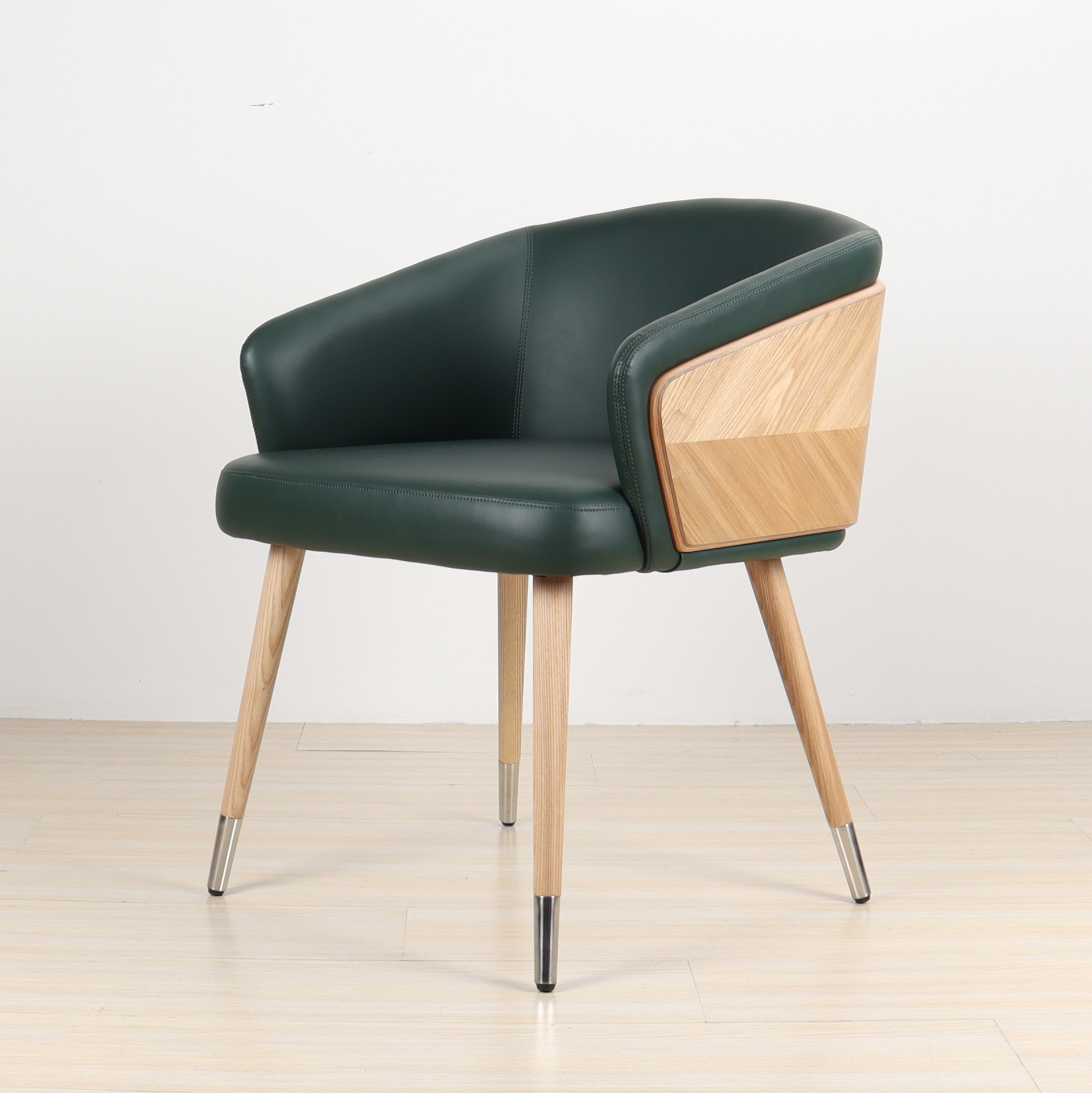 물푸레나무 + 녹색 가죽