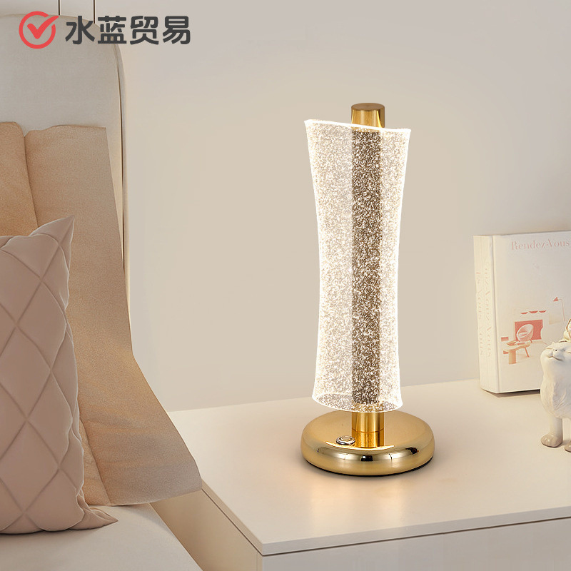 Lámpara de piso de cintura simple lámpara de escritorio sala de estar red luz roja en el dormitorio protección de los ojos lujoso arte moderno estilo nórdico