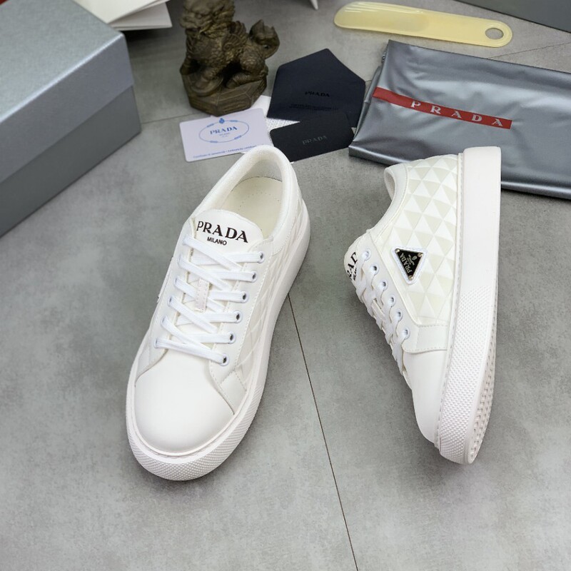 Original Brand Sneakers in Original Box, Spring and Summer Fashion Men's Versatile Casual Genuine Leather Comfortable Lightweight Lace-Up Running Shoes Original Brand Sneakers in Original Box, Spring and Summer Fashion Men's Versatile Casual Genuine Leather Comfortable Lightweight Lace-Up Running Shoes