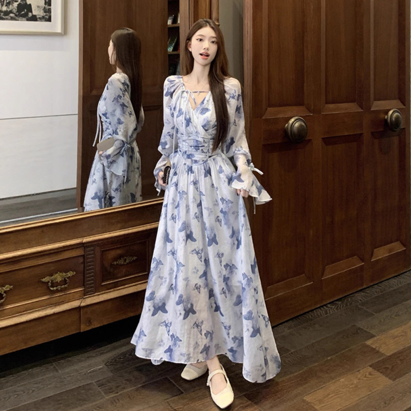 法式茶歇蓝色碎花连衣裙女2025春季大码胖mm海边度假收腰显瘦长裙|undefined