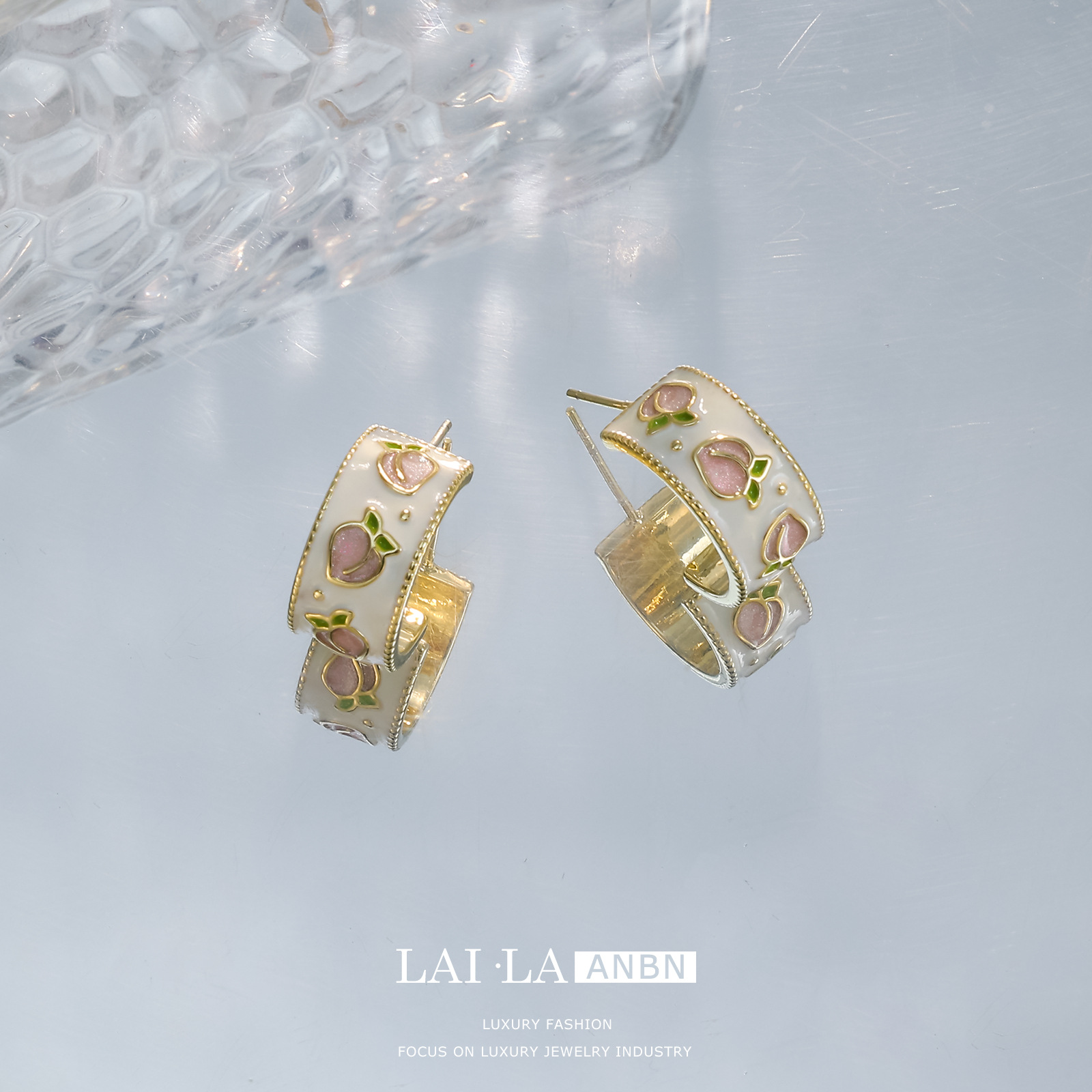 Mosquito bobina clip de oído de las mujeres retro aceite goteo tulipán semicírculo 2023 nuevos pendientes de moda al por mayor