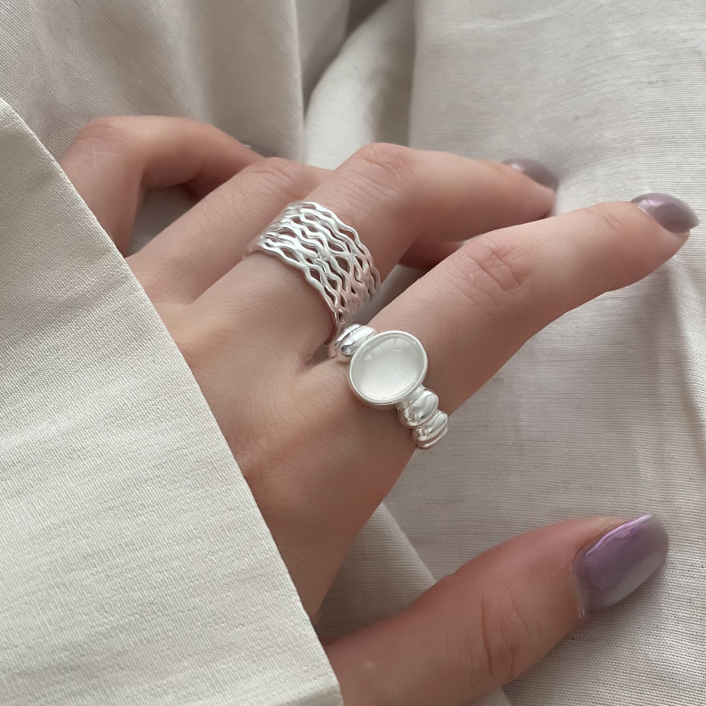 Minimalist S925 Sterling Silver White Moonstone Designer Ring_voghion.com