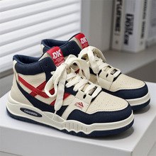 2025冬季新款学生潮鞋时尚百搭潮流高帮板鞋厚底增高运动男鞋