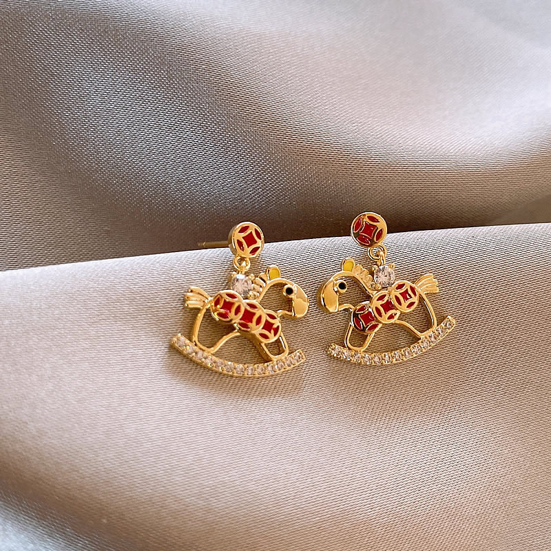 Oro verdadero eléctrico galvanis colgante de piedra pony pendientes collar ligero lujo nicho universal conjunto temperamento alta sensación de joyería mujer