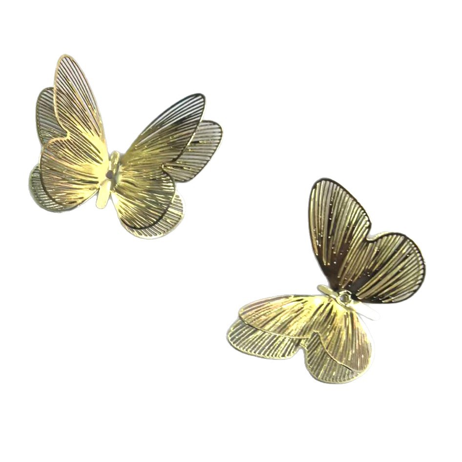 国潮中国式透かし彫りの蝶の装飾の部品のコンピュータの切れの金色の銀色の新婦の頭はかんざしの材料の卸売りを飾ります。