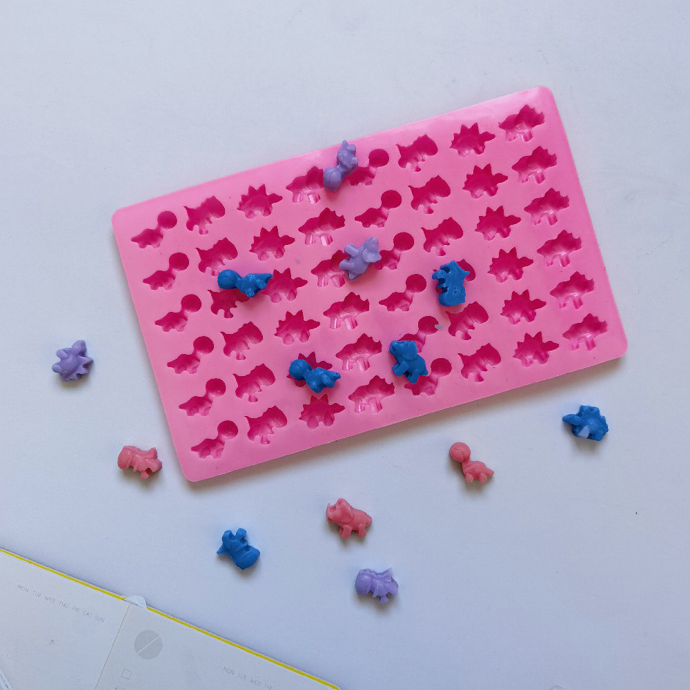 48连小恐龙132肥皂模巧克力饼干模蛋糕模具雪糕糖果硅胶模具