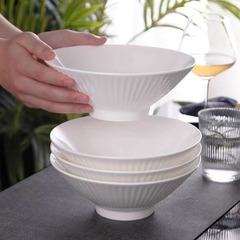 日本式家庭用陶磁器純白大サイズの闘笠碗寮用カップラーメン碗レストランサラダ碗シンプルラーメン碗