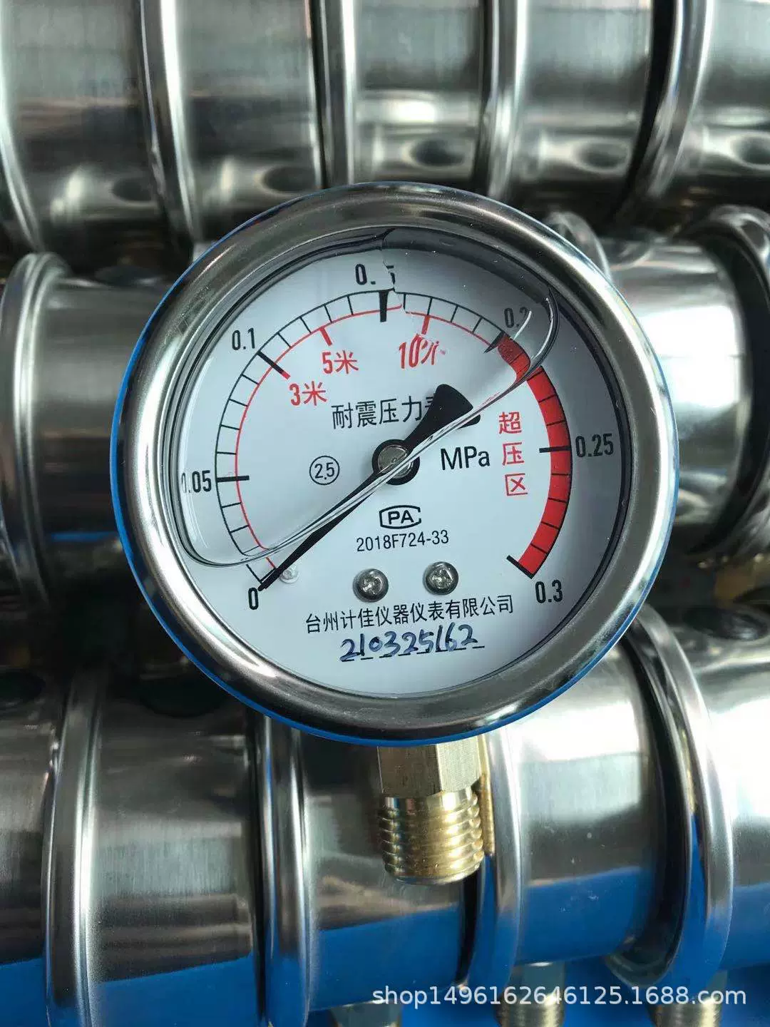 YN60充油耐震甘油压力表定制