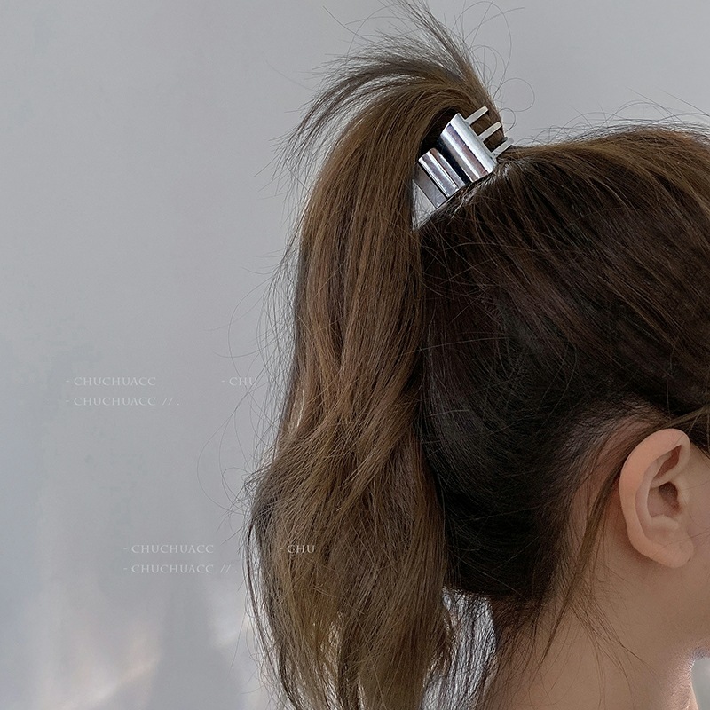 high ponytail grip