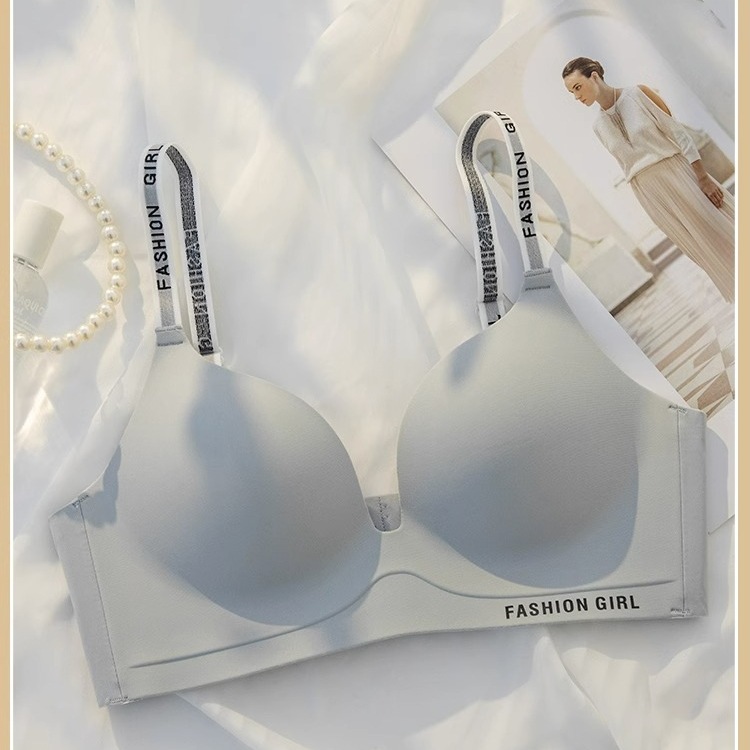 De estilo británico de una sola pieza sexy sin costuras pequeño pecho push-up ropa interior de las mujeres sin costuras chica inalámbrica sujetador ajustable