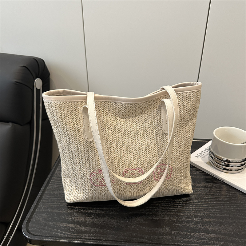 Large Woven Straw Shoulder Bag For Women Trendy Colour-blocking_voghion.com