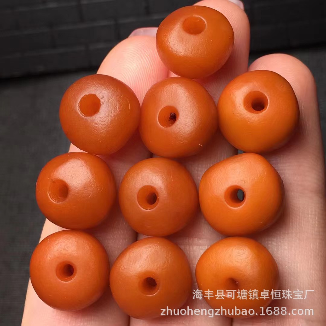 Təbii kəhrəba düymə formalı muncuq, 12.9-13.6 mm