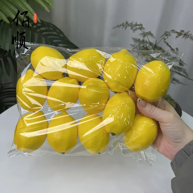 노란색 레몬이 더 심해졌습니다.