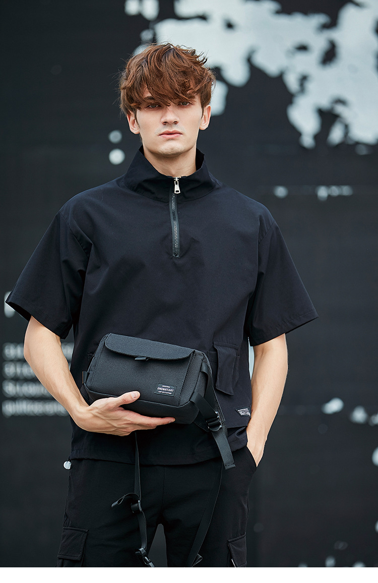 Classic Men's Messenger Bag For Commuting And Sports Performance_voghion.com