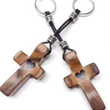 �羳���uArtisanal Walnut Wood Cross Keychain����ľ����ʮ�ּ�