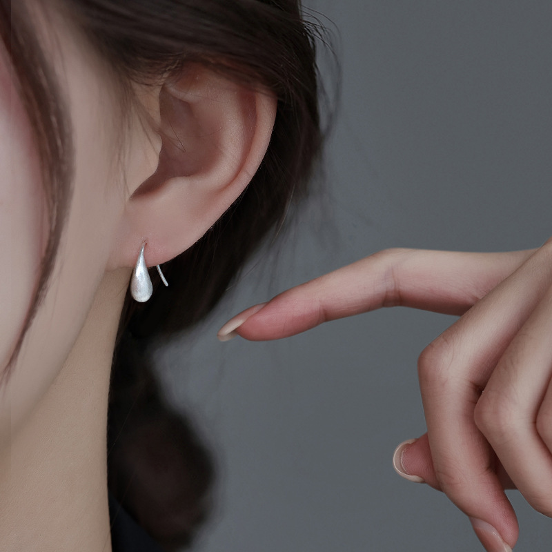 Water Drop Earrings Women's Niche Design High-level All-match Elegant Unique Earrings 2024 New Explosive Ear Hook Earrings