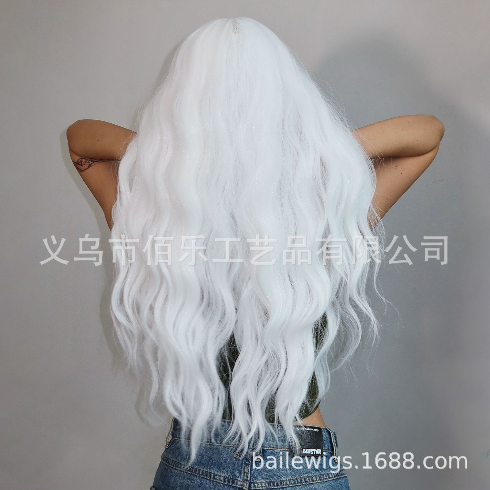 Pelucas blancas Halloween cos cubierta de cabello completo, rizos largos, fibra química cubierta de cabello de mujer pelucas transfronterizas al por mayor image 5