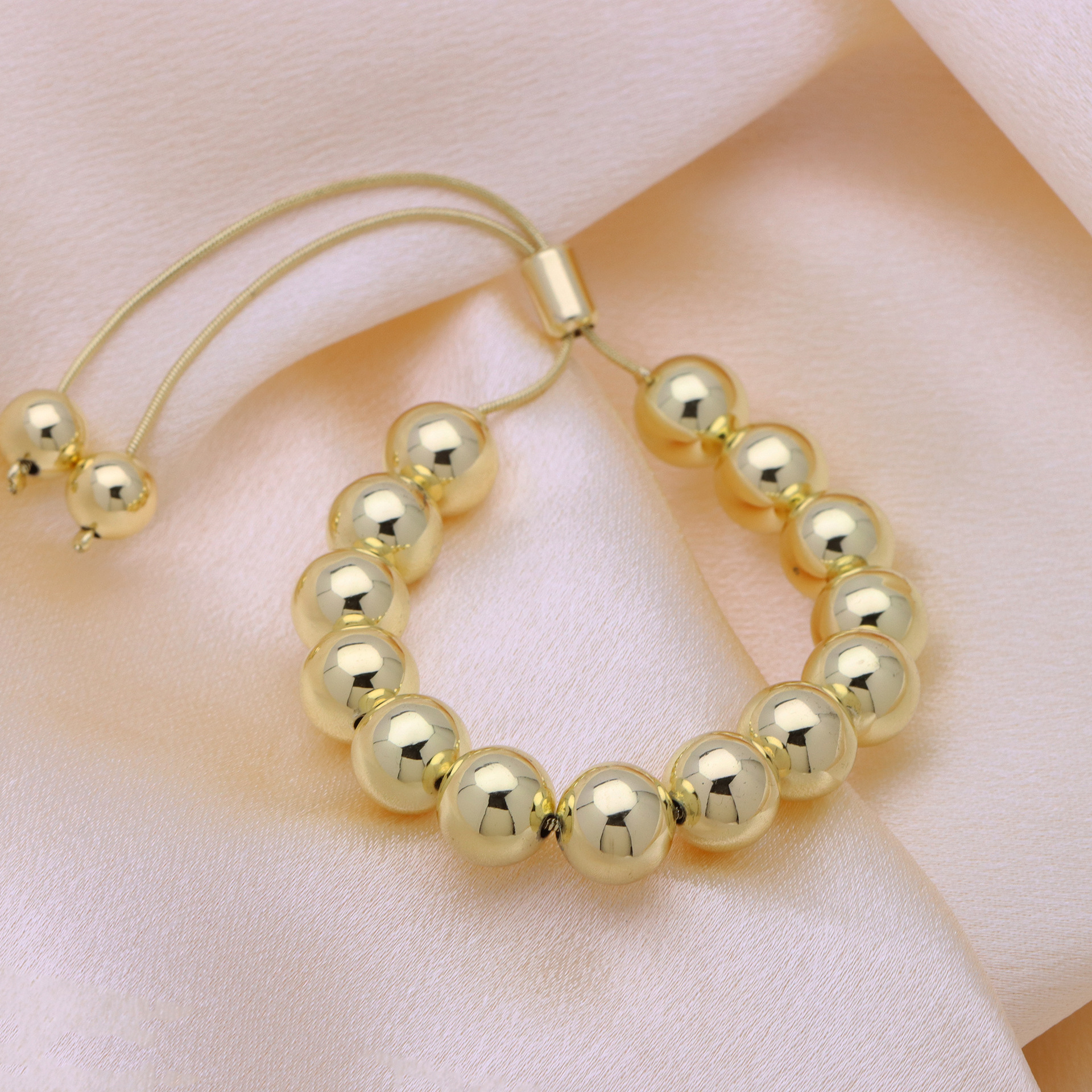 20g Weight Bracelets Classification 1 Piece Quantity Holiday, Daily Occasion Imitation Pearl, Brass Material Round Pattern Women's Gender Beaded Design Simple Style, Classic Style Style Simple Style Classic Style Round Imitation Pearl Brass Wholesale Bracelets 1