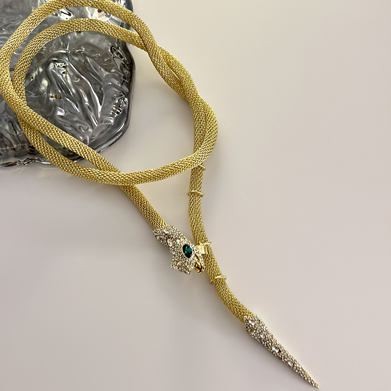 Collier serpent à pampilles avec strass pour femme_voghion.com