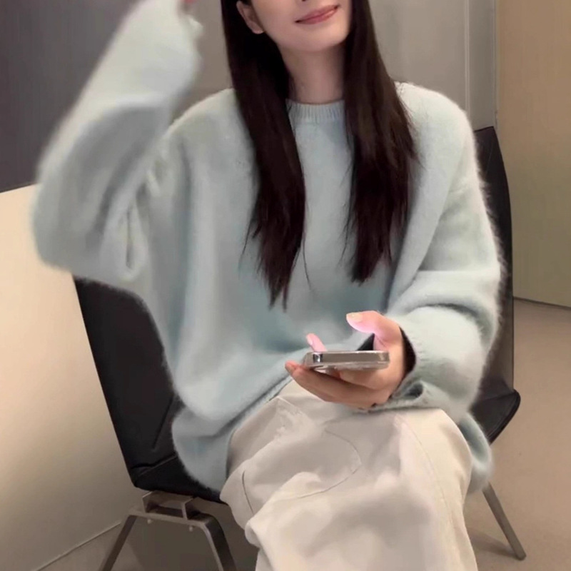 Korean-Style Soft and Lazy Vibe Sweater for Women, Autumn and Winter, High-End and Super Stylish, Aqua Blue Plush Knitwear Korean-Style Soft and Lazy Vibe Sweater for Women, Autumn and Winter, High-End and Super Stylish, Aqua Blue Plush Knitwear