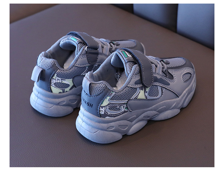 Garçons Sneakers 2021 Automne Nouveau Mesh Respirant Casual Chaussures Coréenne Style Non-slip Papa Chaussures Pour Moyen Et Grand Enfants Et Étudiants display picture 4